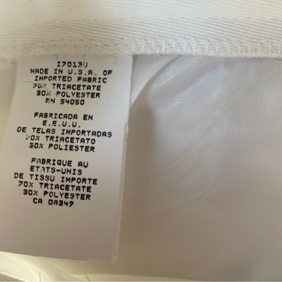 Vintage Lauren Ralph Lauren Off-white Midi length Flowy Skirt in Woman’s 12P - Picture 7 of 8